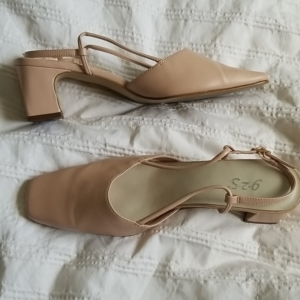 Vintage Square toe sling backs.